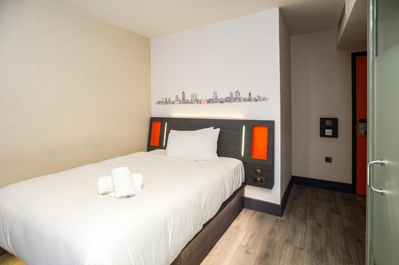 Easyhotel London City Shoreditch Екстер'єр фото