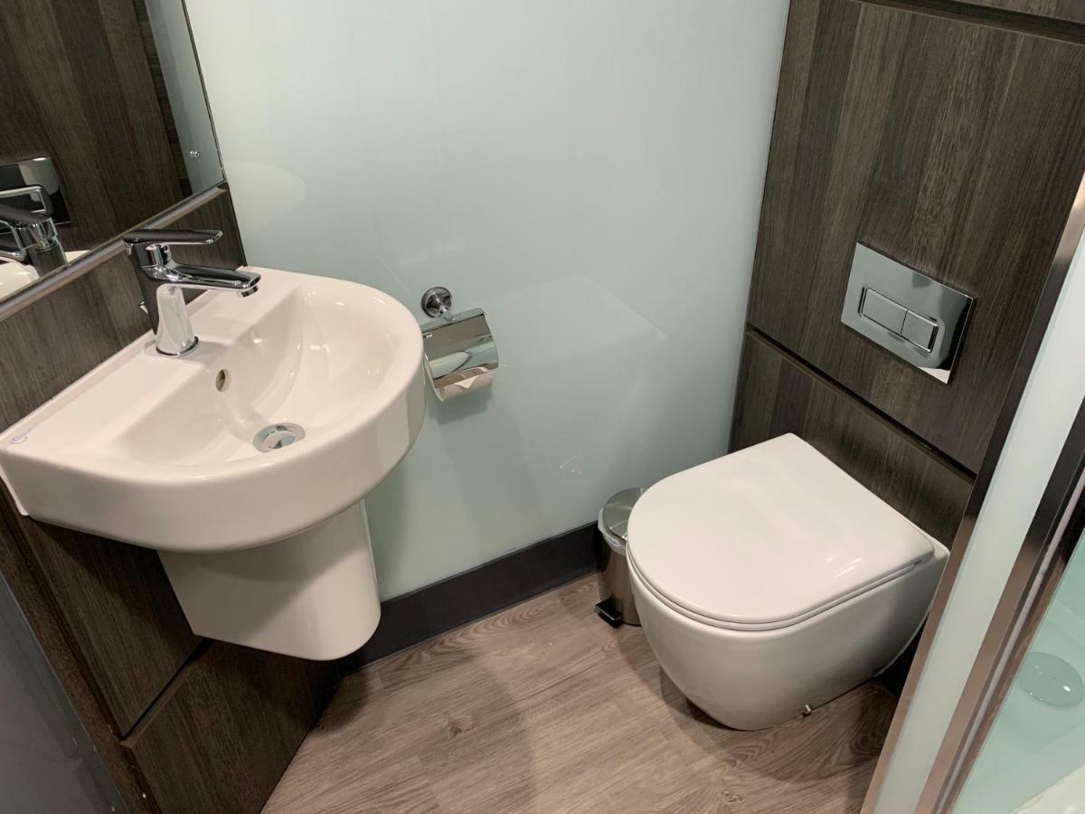 Easyhotel London City Shoreditch Екстер'єр фото
