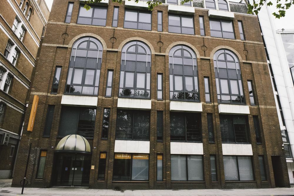 Easyhotel London City Shoreditch Екстер'єр фото