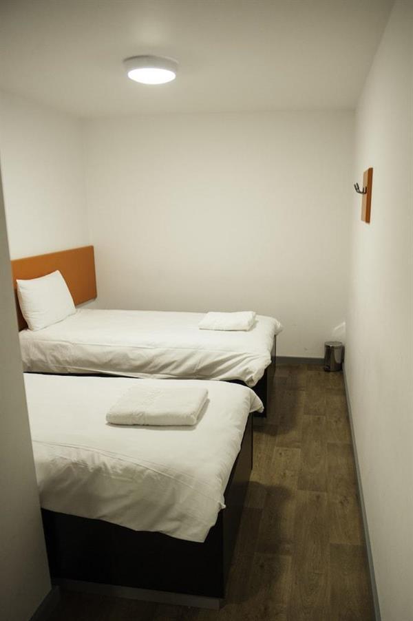 Easyhotel London City Shoreditch Екстер'єр фото