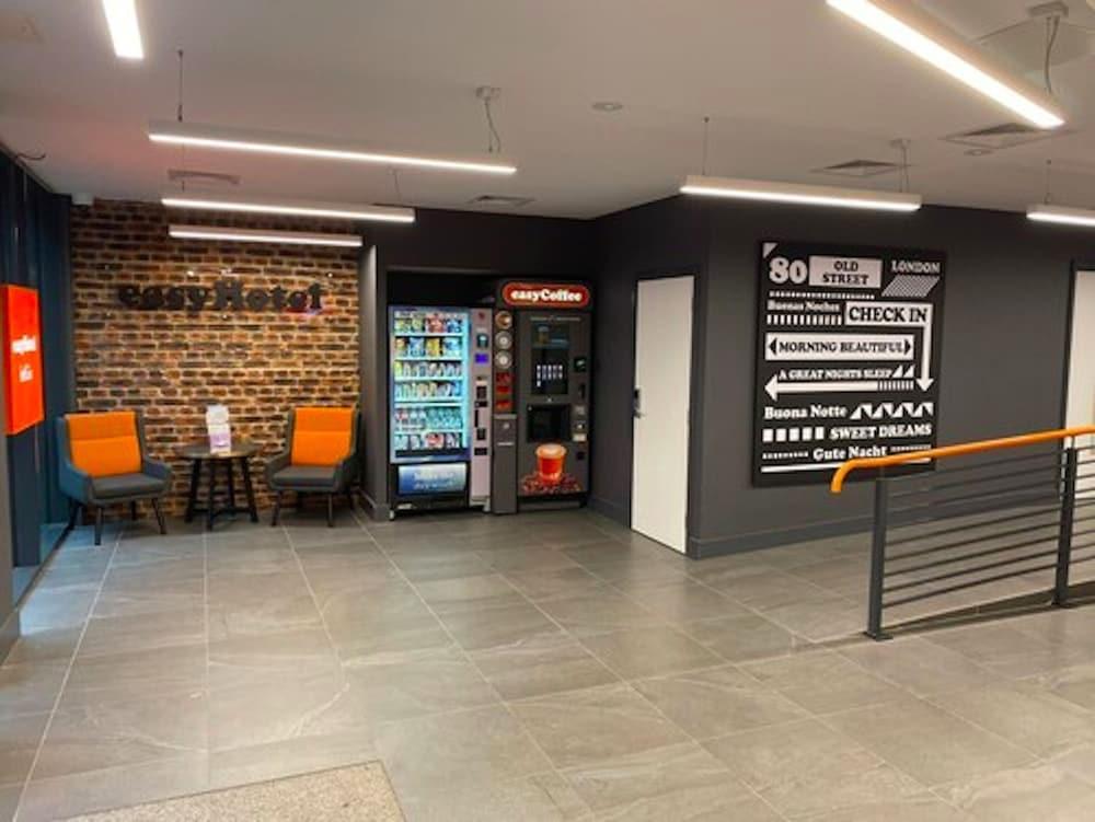 Easyhotel London City Shoreditch Екстер'єр фото